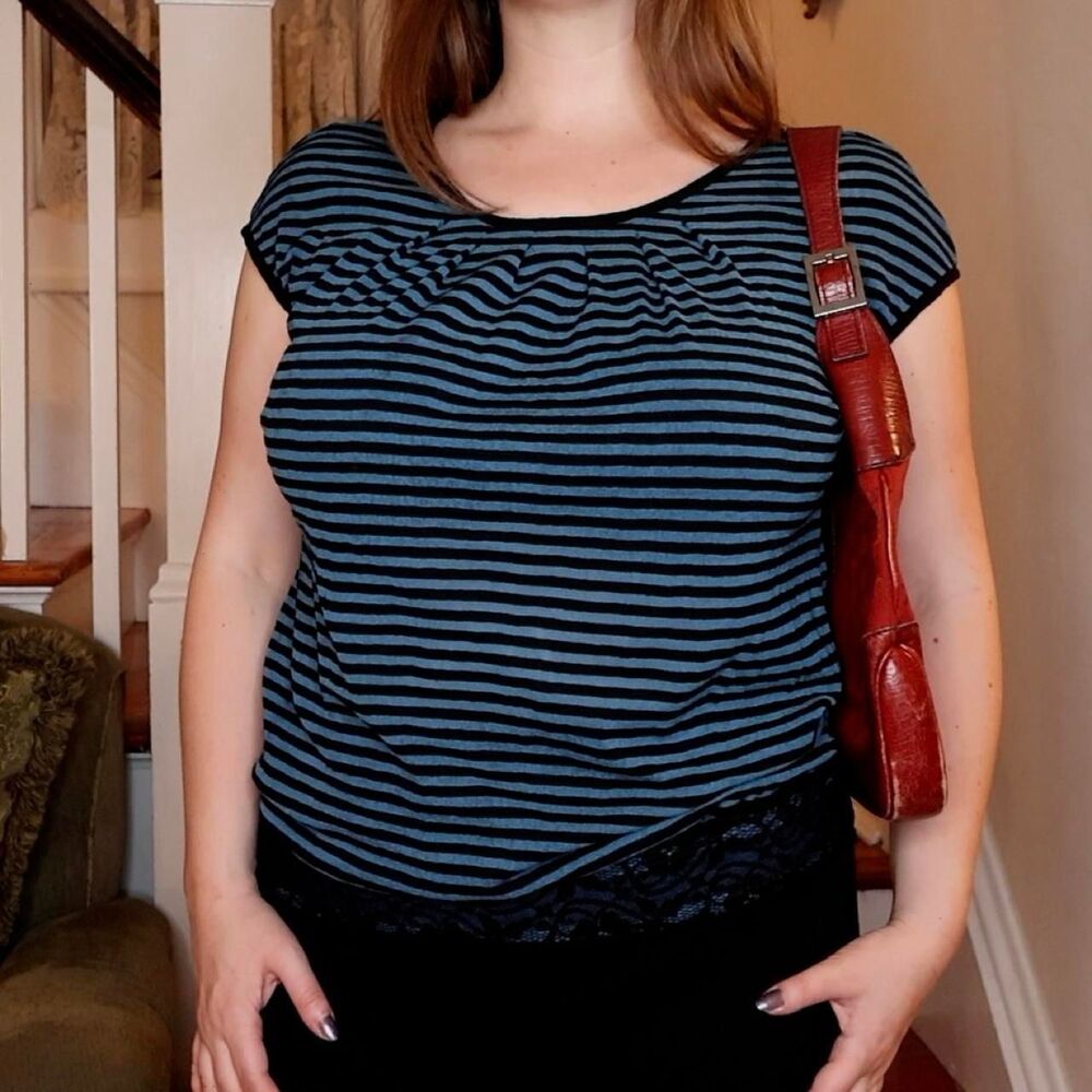 Blue Black Stripe Lace Trim Short Sleeve Top Small Bella Swan Elena Gilbert Y2K